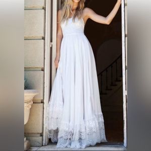 Tall ladies! Spaghetti Strap Backless Contrast Lace Spliced Flowy Dress XL